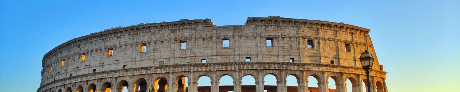Snelle pendelbus tussen Fiumicino Airport en Rome Centraal Station