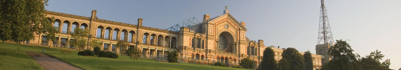 Coach Wood Green - London Stansted Airport