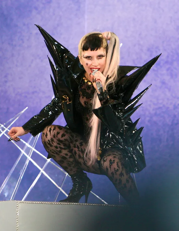 lady gaga concerto milano 2025 forum di assago